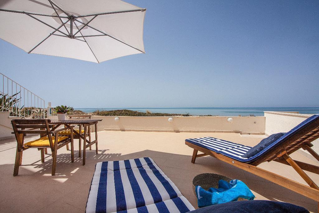 Terrazza Montalbano Villa Punta Secca Bagian luar foto